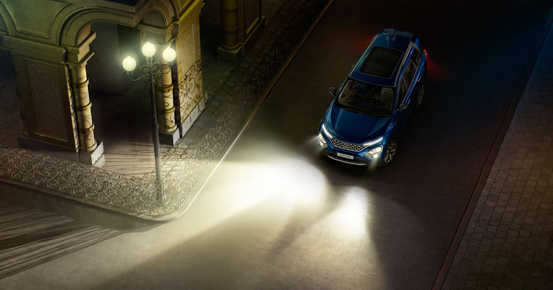 Tata Nexon Reverse Parking Assist Tata Nexon Reverse Parking Assist